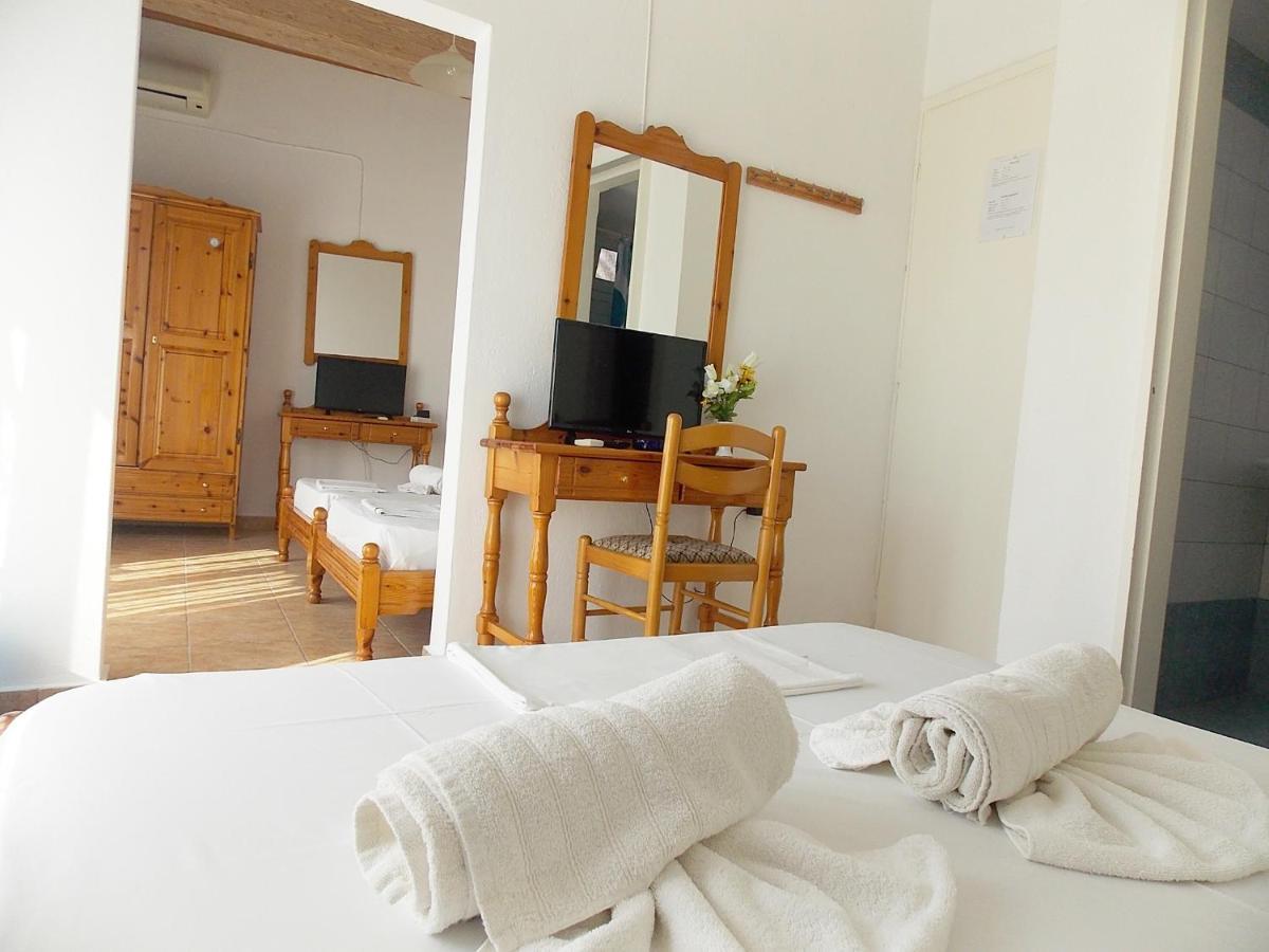 Hotel Sgouridis يميناريا المظهر الخارجي الصورة