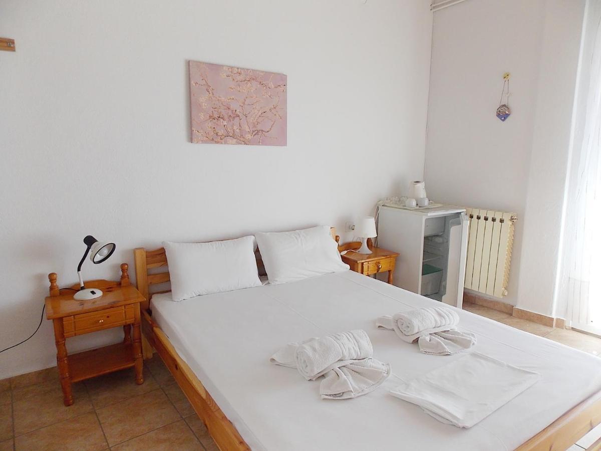 Hotel Sgouridis يميناريا المظهر الخارجي الصورة