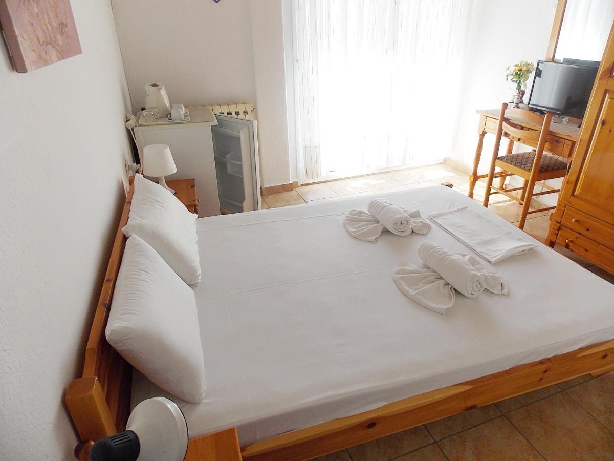 Hotel Sgouridis يميناريا المظهر الخارجي الصورة