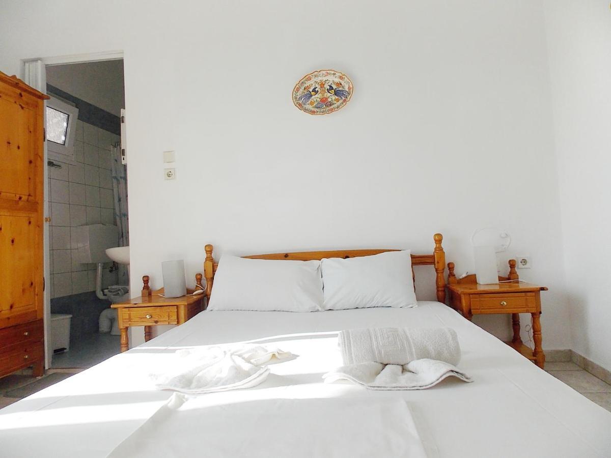 Hotel Sgouridis يميناريا المظهر الخارجي الصورة