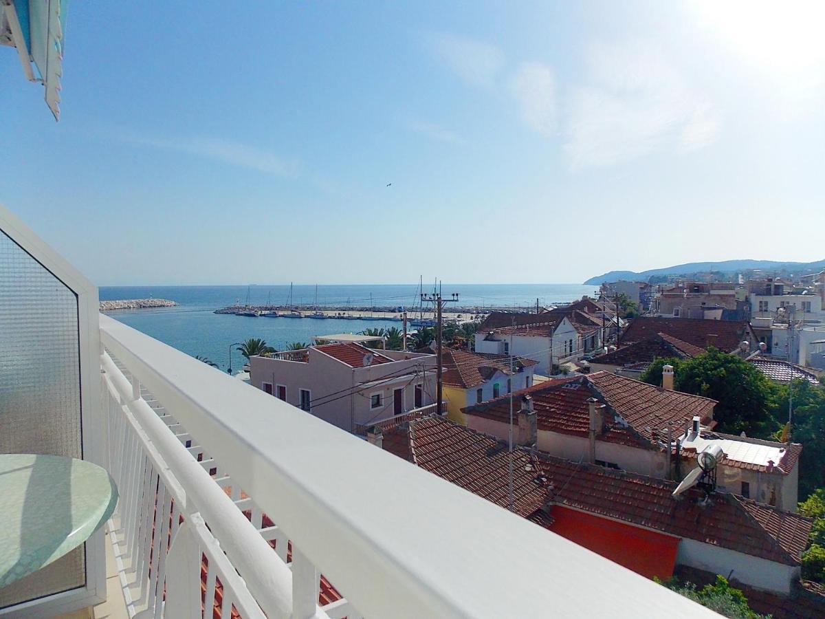 Hotel Sgouridis يميناريا المظهر الخارجي الصورة