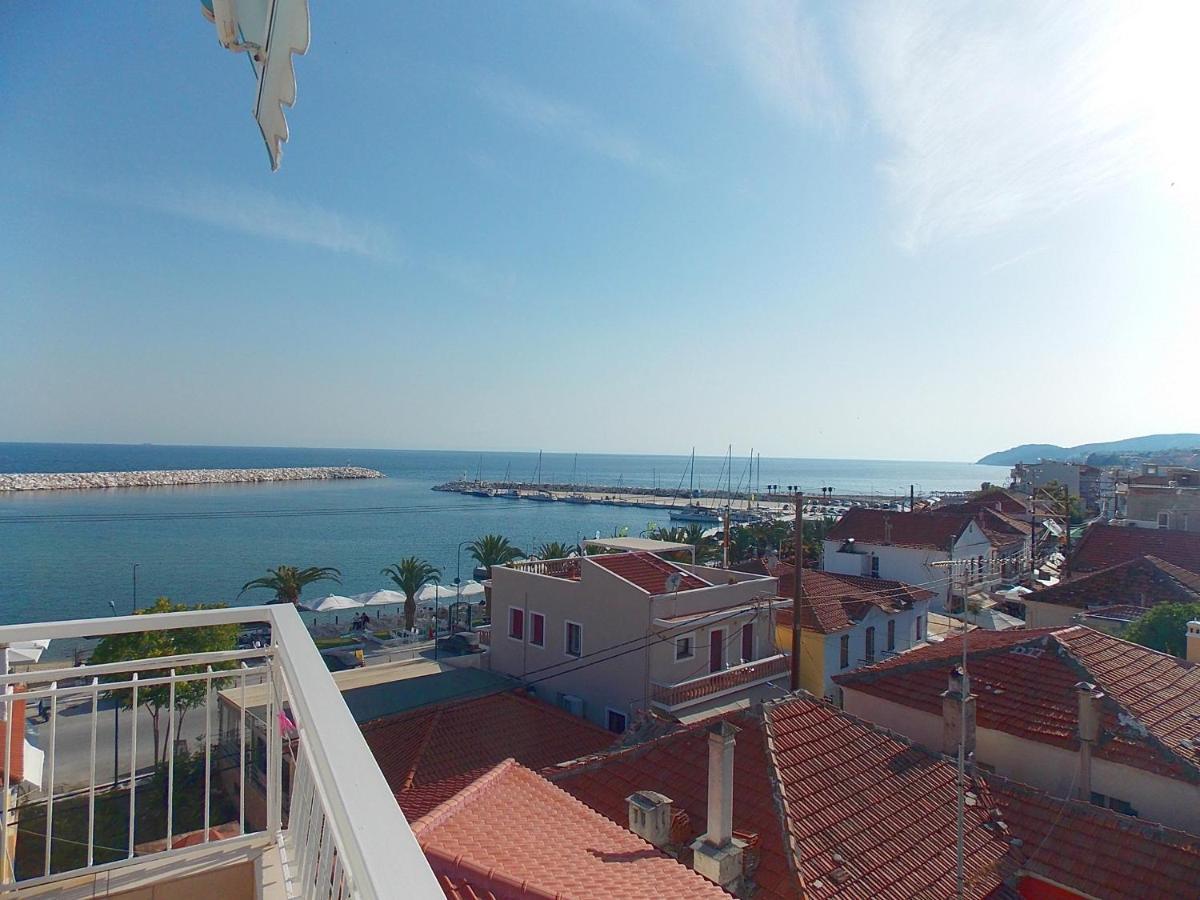 Hotel Sgouridis يميناريا المظهر الخارجي الصورة