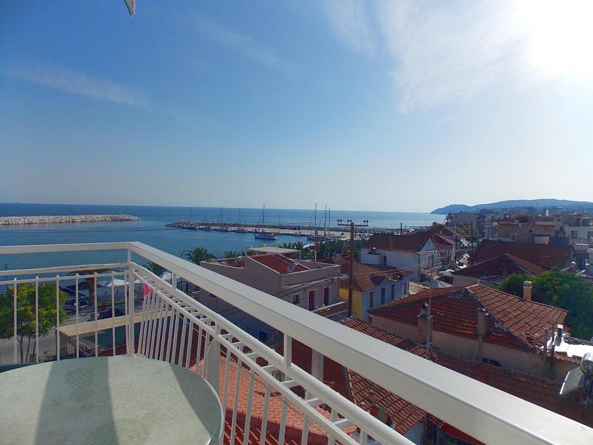 Hotel Sgouridis يميناريا المظهر الخارجي الصورة