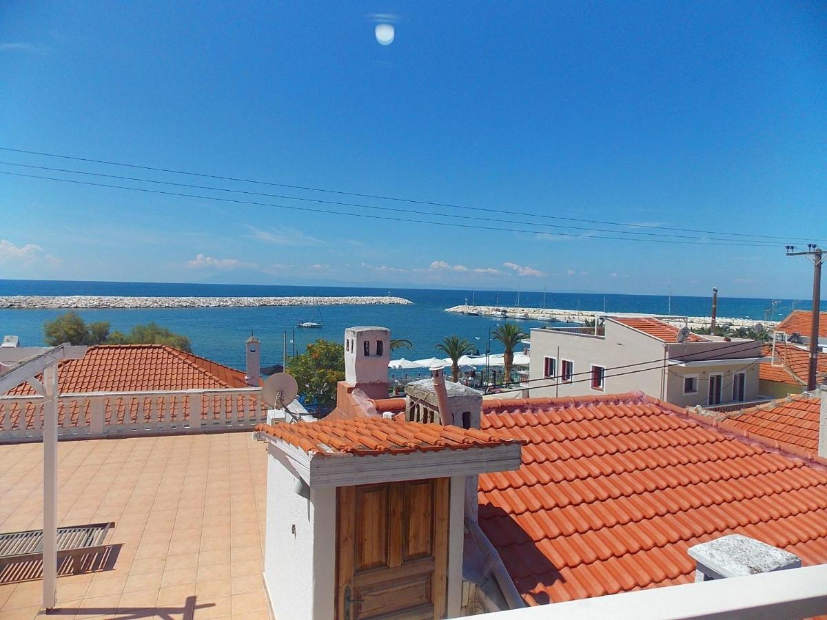 Hotel Sgouridis يميناريا المظهر الخارجي الصورة