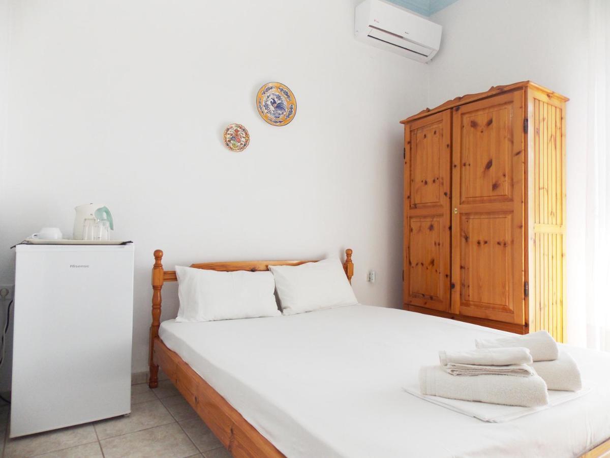 Hotel Sgouridis يميناريا المظهر الخارجي الصورة