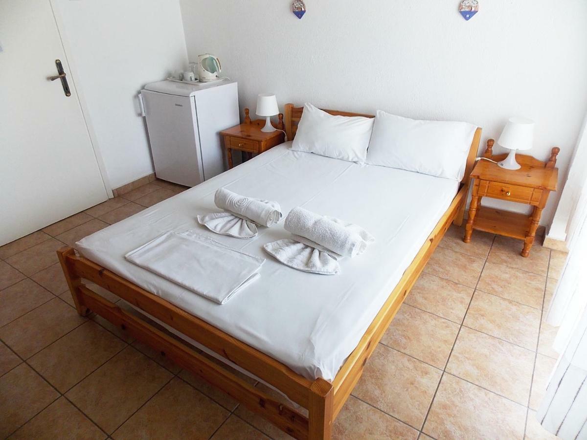 Hotel Sgouridis يميناريا المظهر الخارجي الصورة