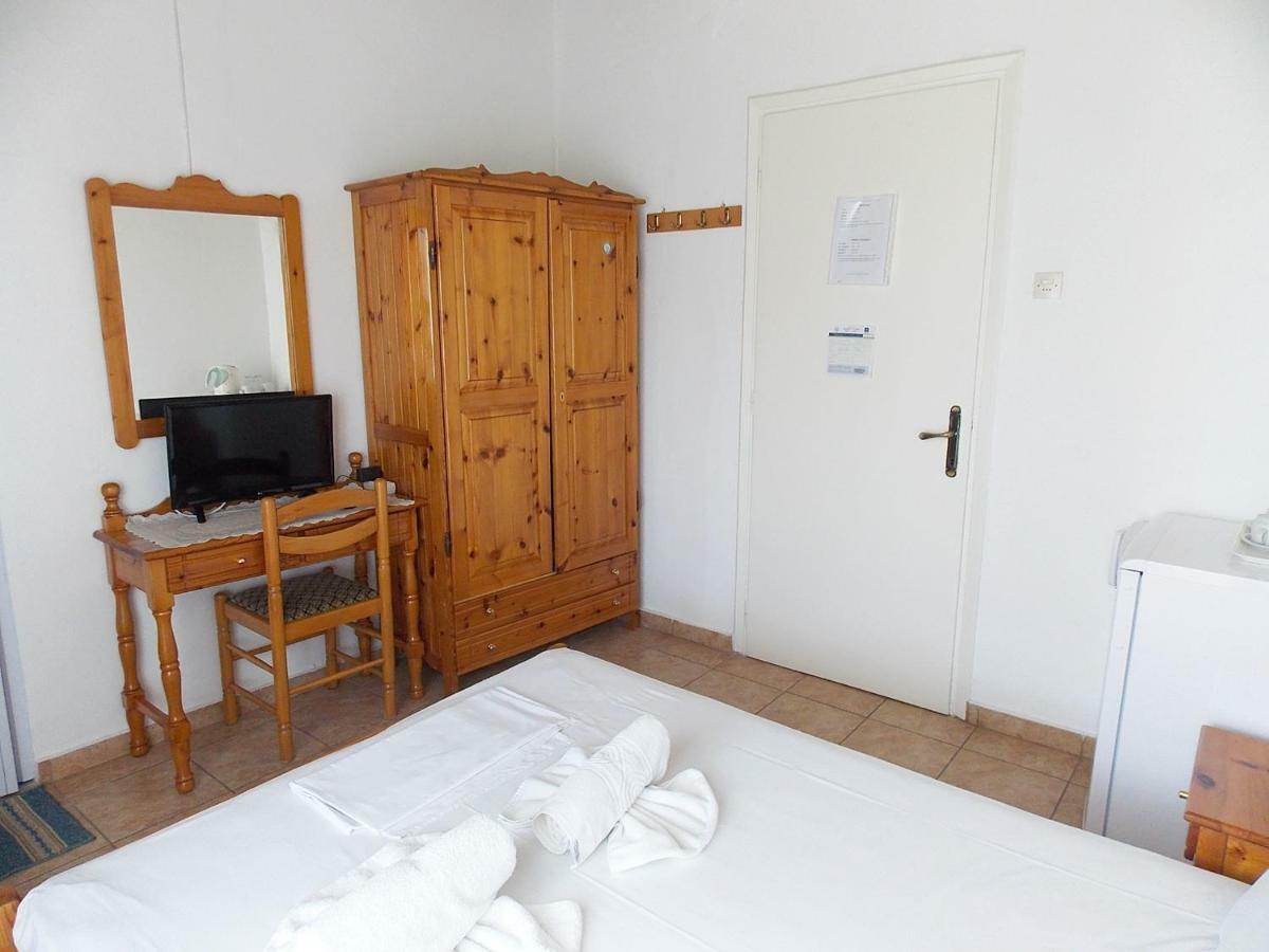 Hotel Sgouridis يميناريا المظهر الخارجي الصورة