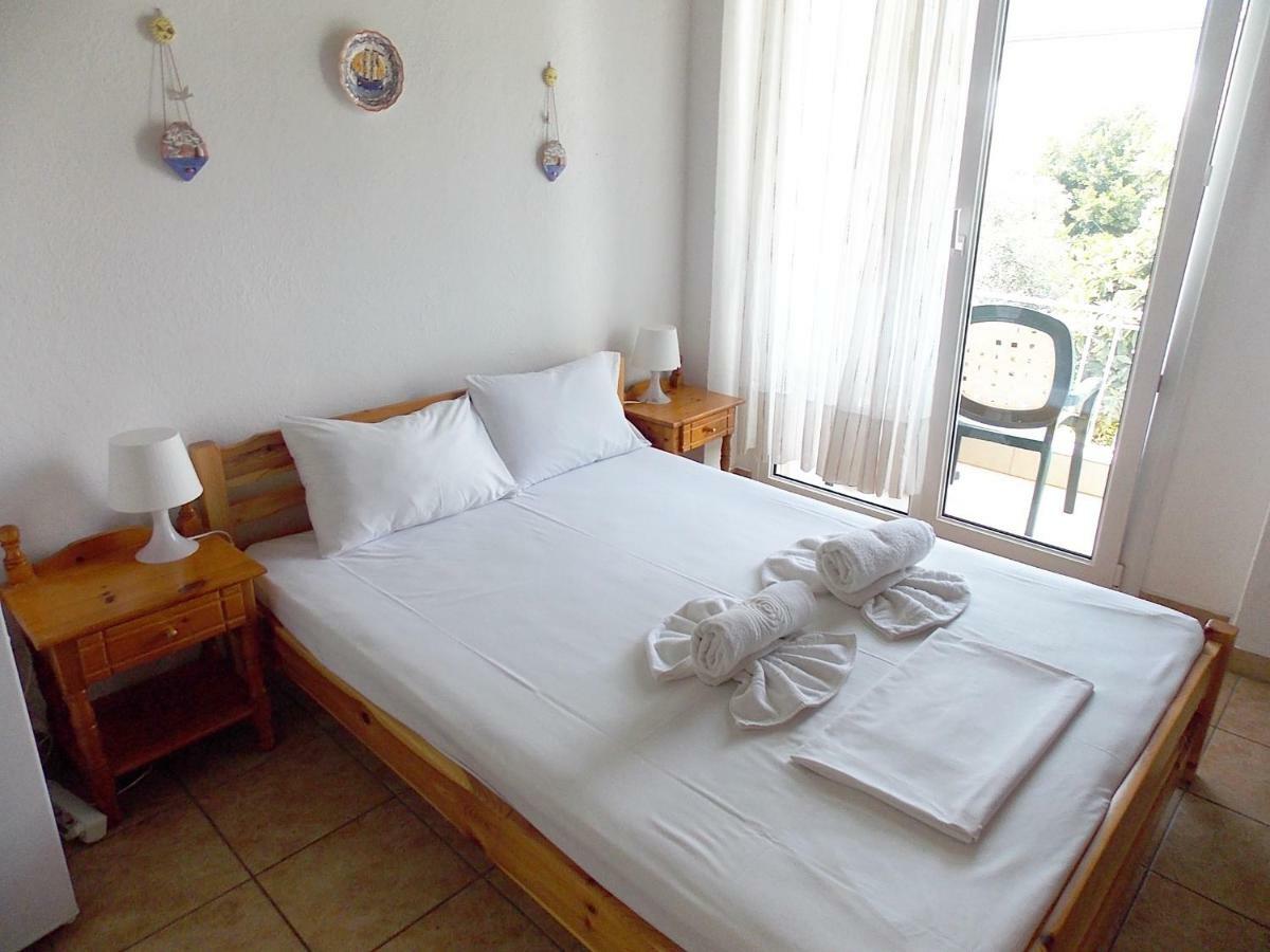 Hotel Sgouridis يميناريا المظهر الخارجي الصورة
