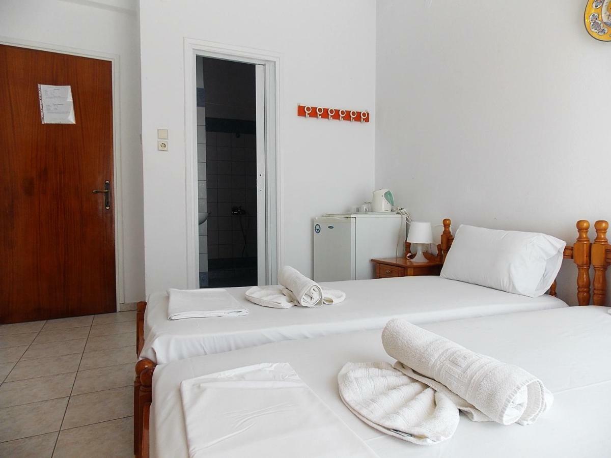 Hotel Sgouridis يميناريا المظهر الخارجي الصورة