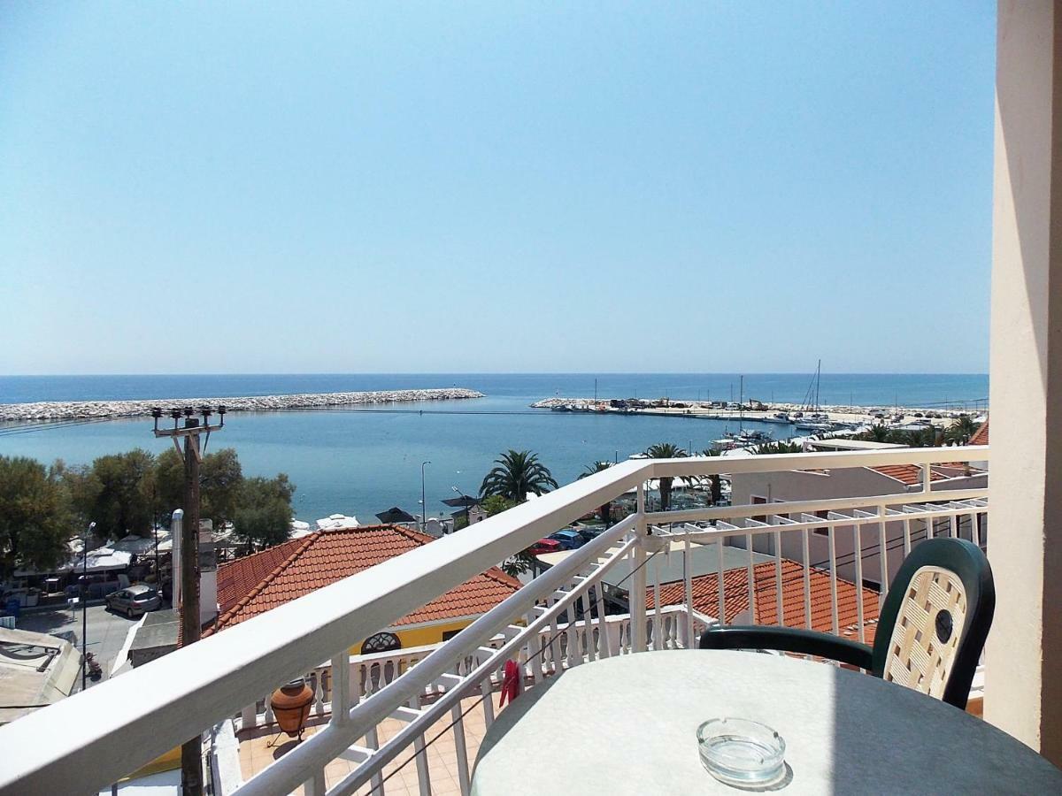 Hotel Sgouridis يميناريا المظهر الخارجي الصورة