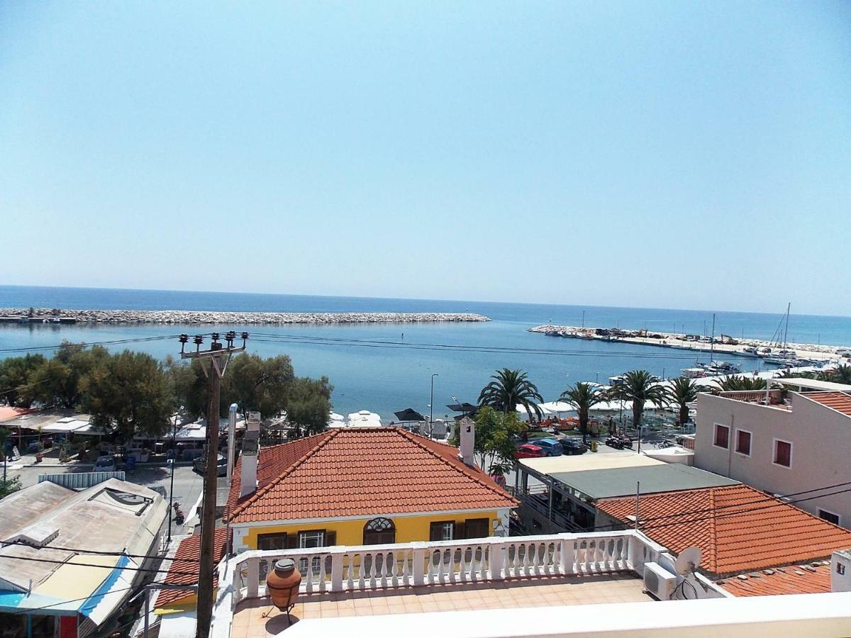 Hotel Sgouridis يميناريا المظهر الخارجي الصورة